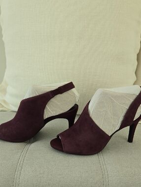 Bandolino Women's Peep-Toe Faux  Suede Slingback Heels in Deep Plum - NWOT